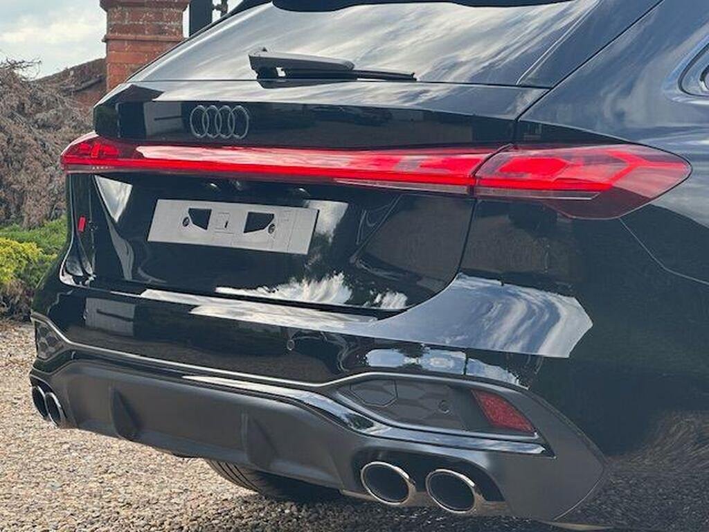 Audi S5 Avant 3.0 TFSI Vorsprung S Tronic quattro