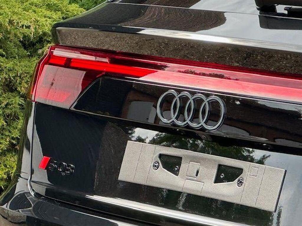 Audi SQ8 4.0 TFSI V8 Black Edition Tiptronic quattro
