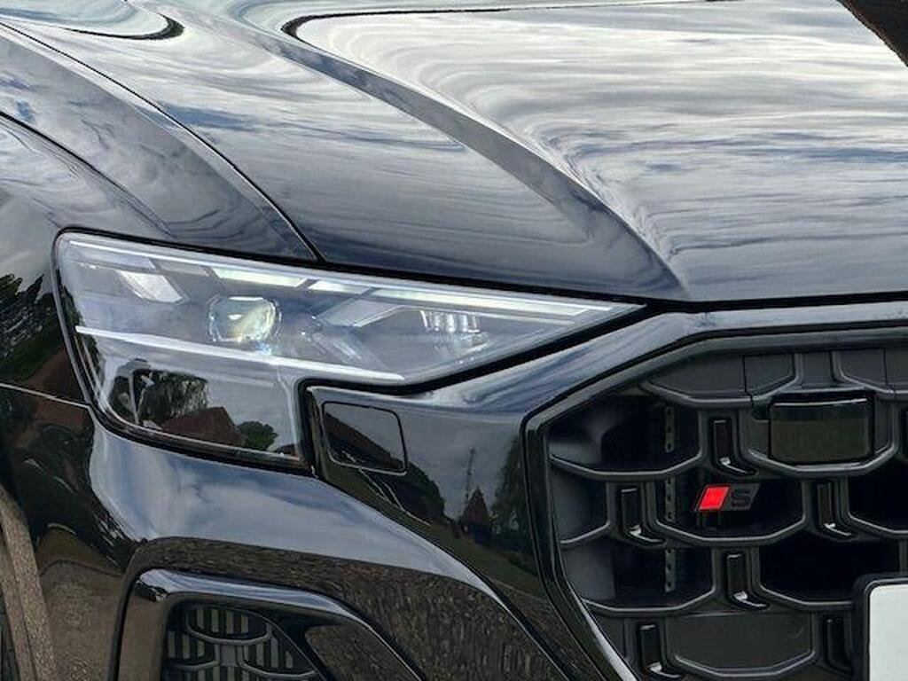 Audi SQ8 4.0 TFSI V8 Black Edition Tiptronic quattro