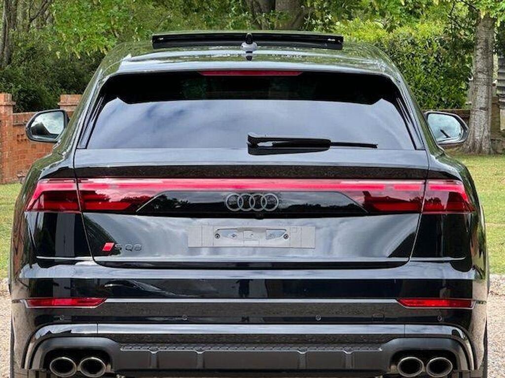 Audi SQ8 4.0 TFSI V8 Black Edition Tiptronic quattro