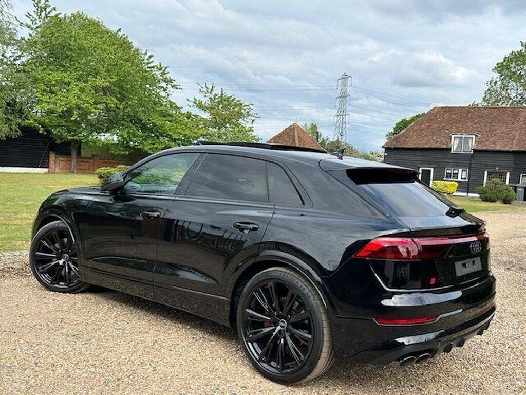 Audi SQ8 4.0 TFSI V8 Black Edition Tiptronic quattro
